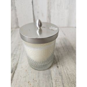 Jennifer Lopez hyacinth fig candle 8 oz new floral scent